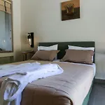 Elimnion Hotel