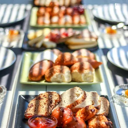 Elimnion Hotel Khrónia