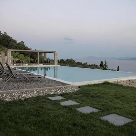 Hotel Elimnion